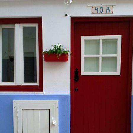 Estudio 40A Nazare Luaran gambar